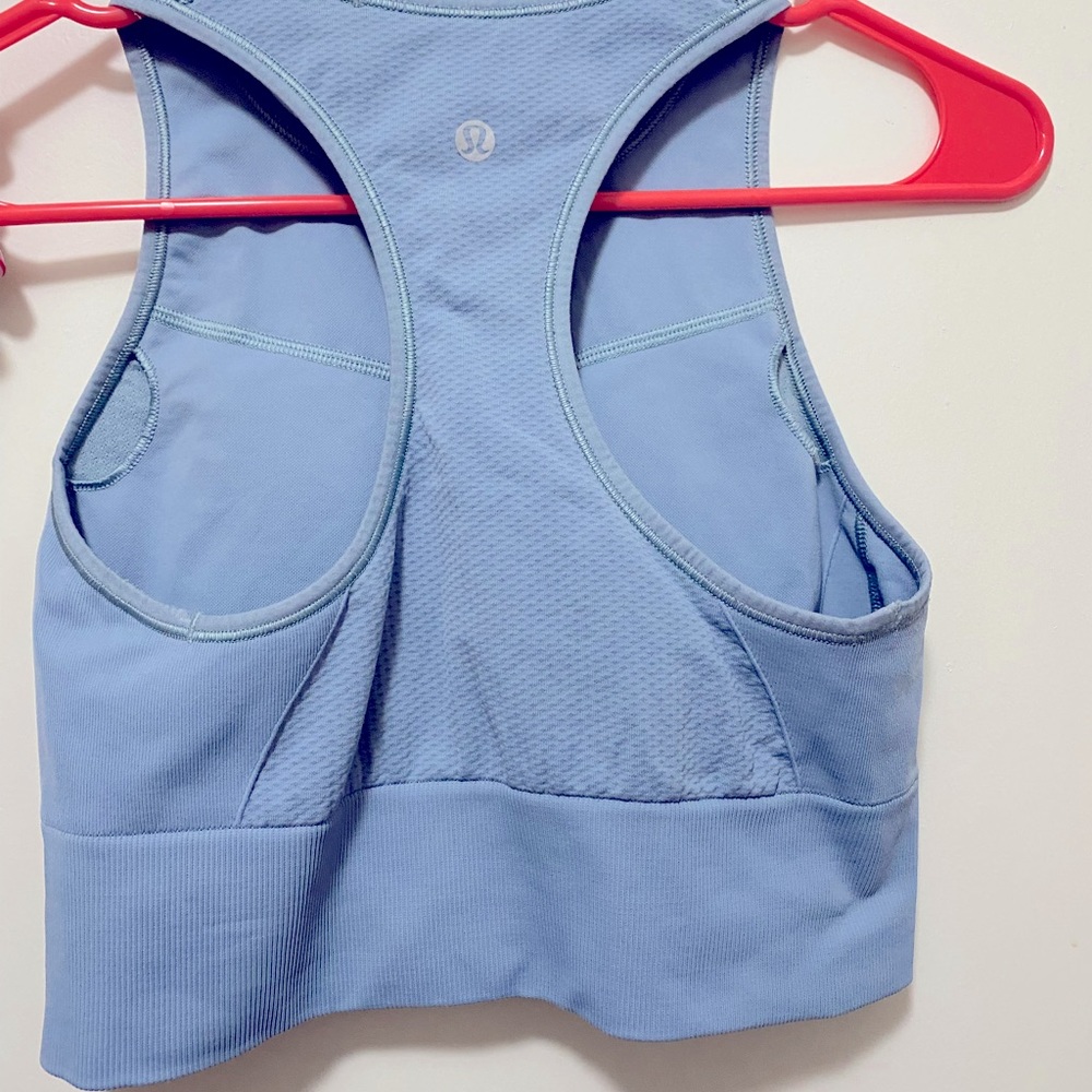 Lululemon Ebb to train sports bra